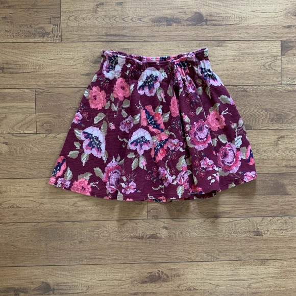 Lauren Conrad skirt - Picture 1 of 2